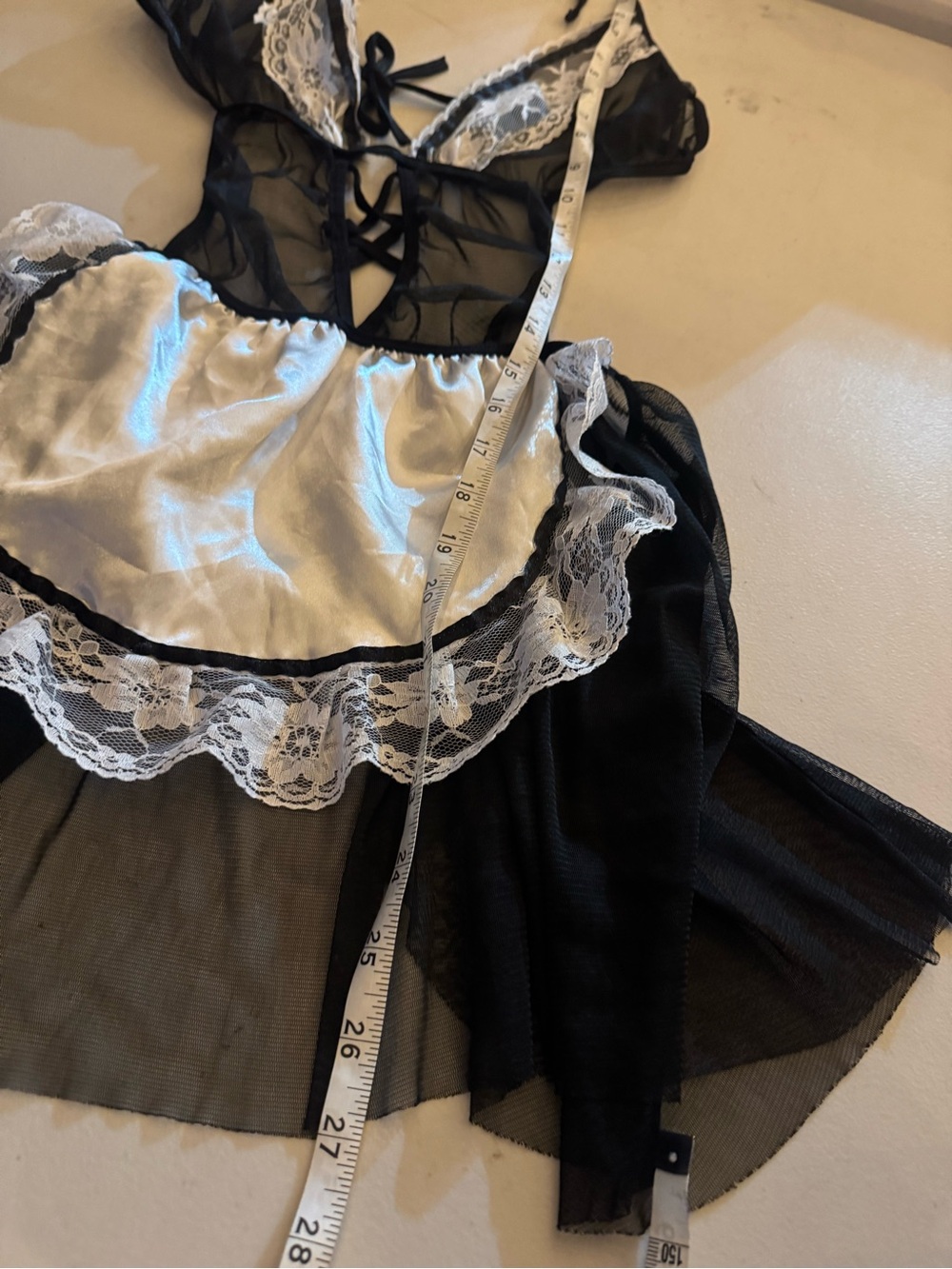 Leg Avenue Black and White Lace Maid Chemise - Picture 8 of 11